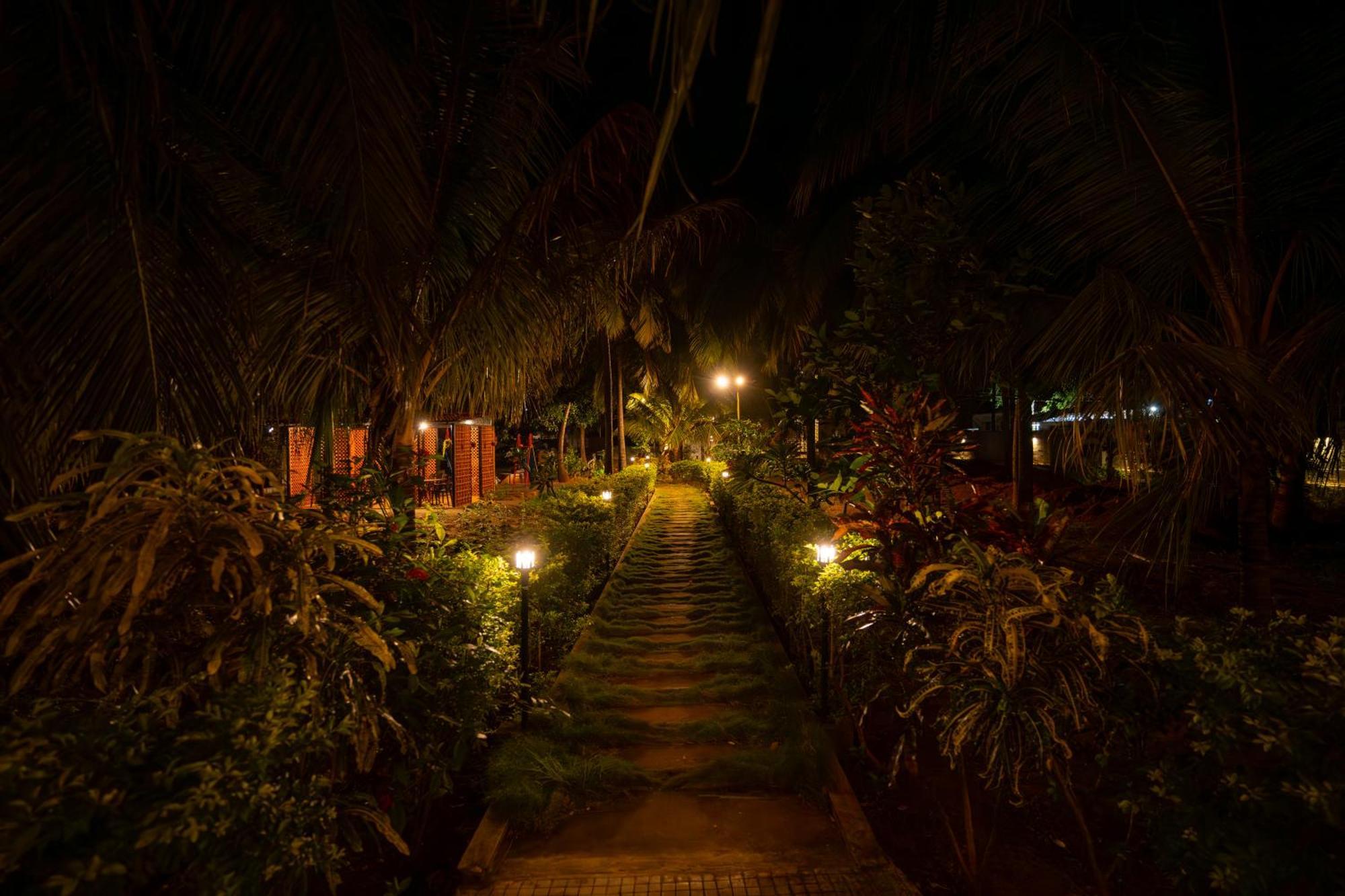 Claynest Resorts Kuttālam Exterior foto