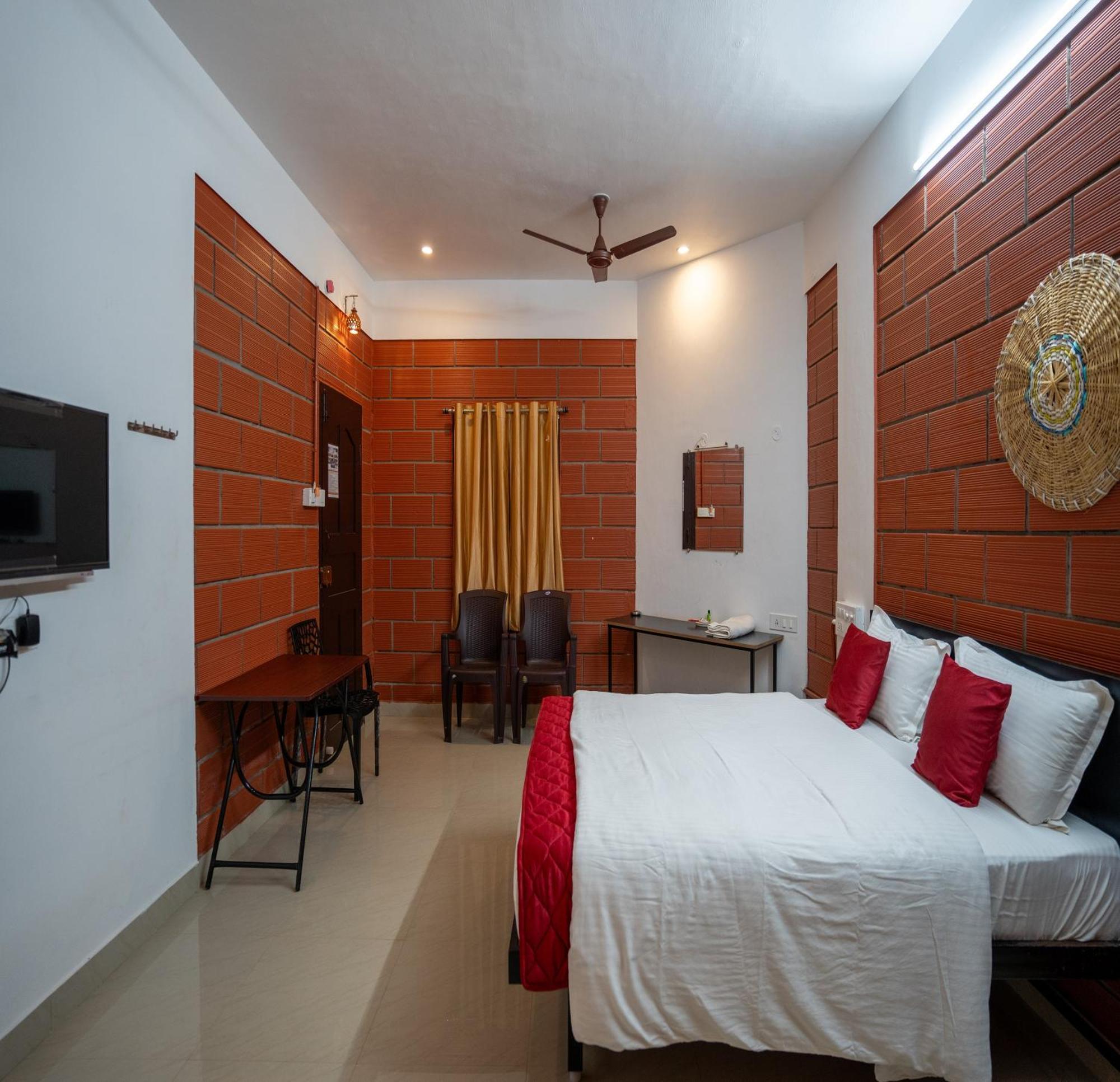 Claynest Resorts Kuttālam Exterior foto